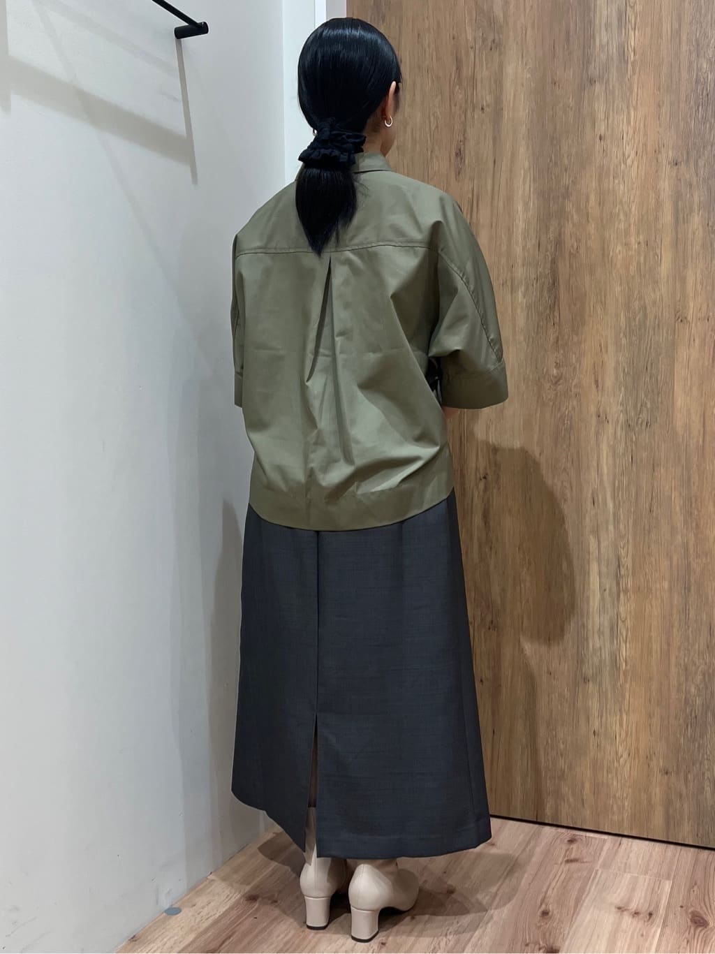 Reinaさんの「grove｜【カセット服】洗えるストレートシルエットスカート」を使ったコーディネート
