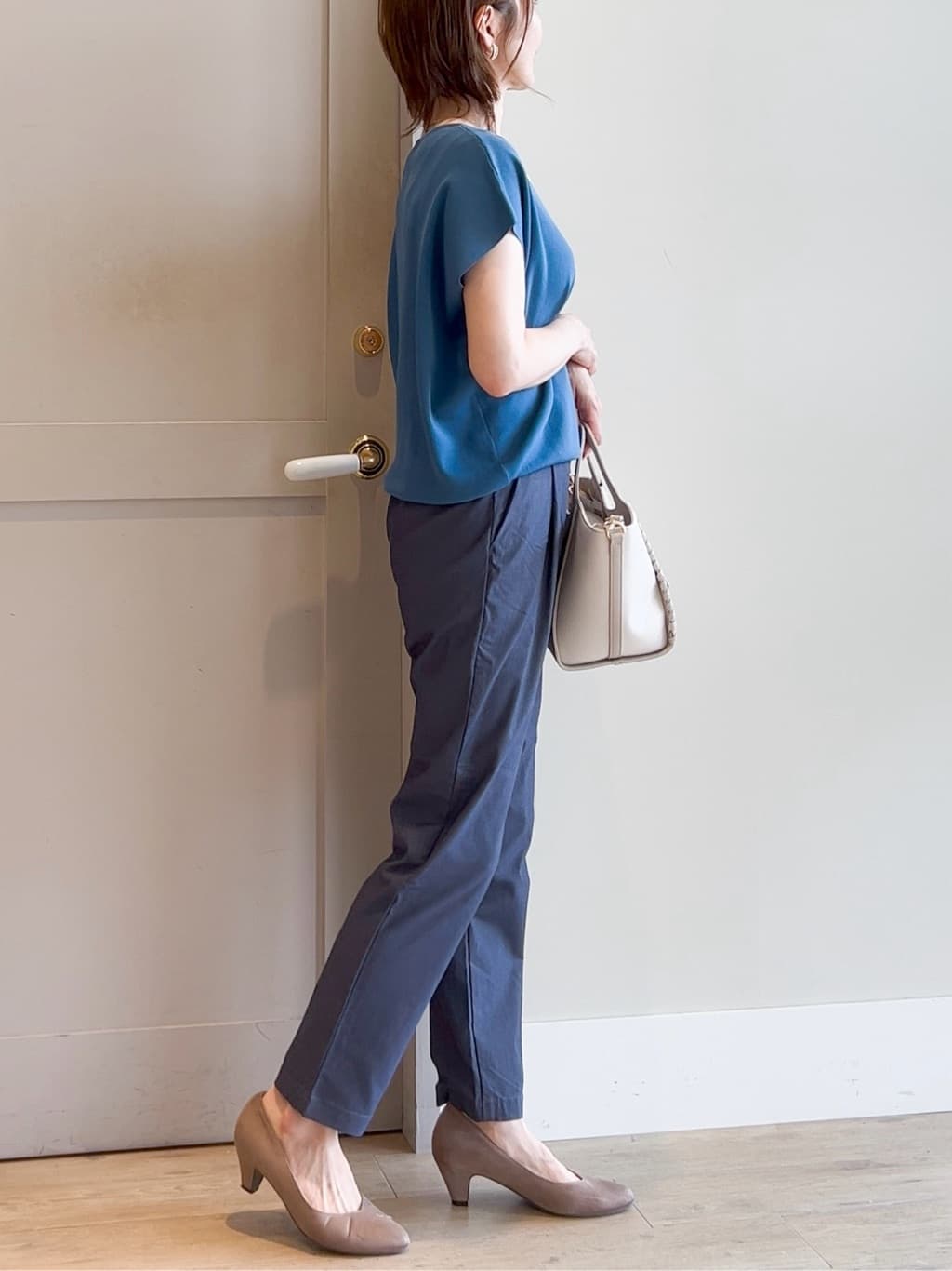 yamakoさんの「grove｜【冷感】サマーハイパーストレッチテーパードパンツ」を使ったコーディネート