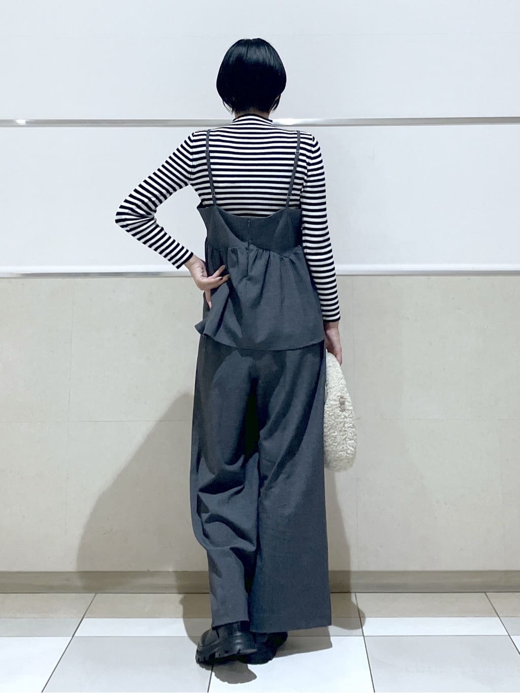 eriko さんの「Dessin｜ダンボールジップブルゾン」を使ったコーディネート