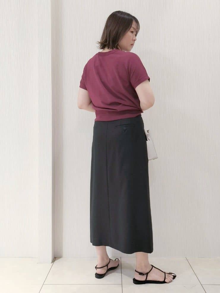 naokoさんの「UNTITLED｜【洗える/前後2WAY】ネックプルオーバーニット」を使ったコーディネート