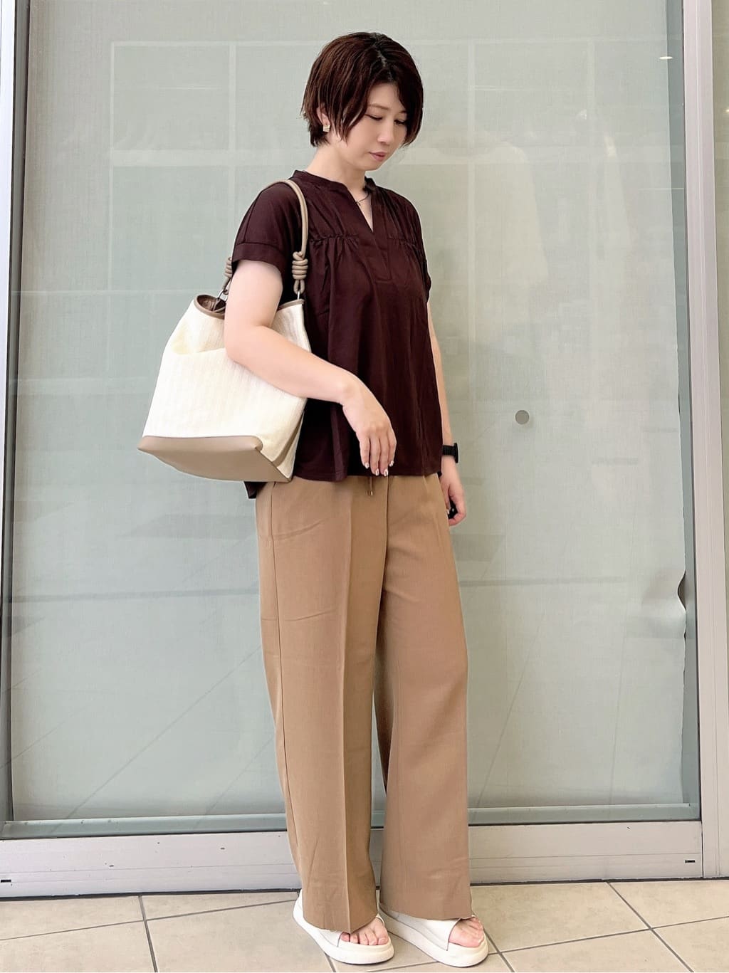 yo-koさんの「OPAQUE.CLIP｜スキッパーフレアカットソー【接触冷感／洗濯機洗い可】」を使ったコーディネート