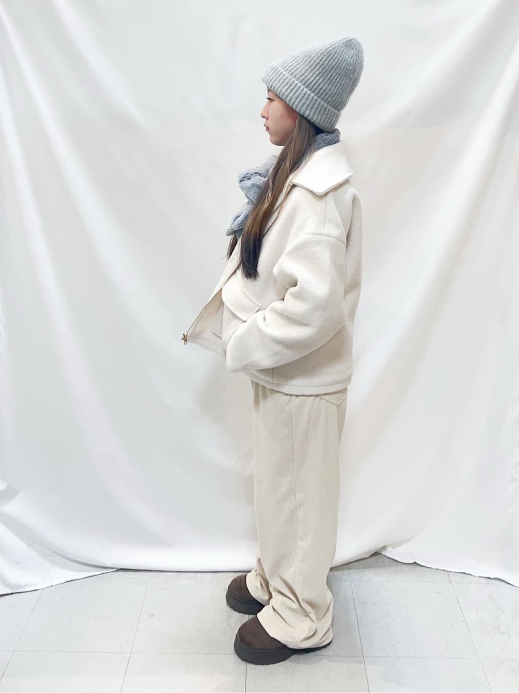reonさんの「SHOO･LA･RUE｜ラメ入りファーが目を惹く ミニショルダーバッグ」を使ったコーディネート
