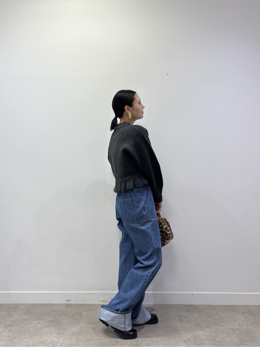ayanoさんの「INDIVI｜ロールアップデニム」を使ったコーディネート