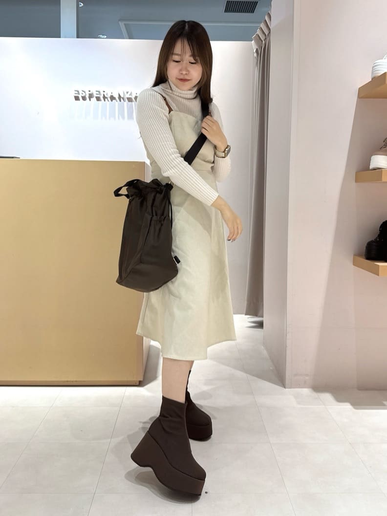 neinaさんの「ESPERANZA｜」を使ったコーディネート