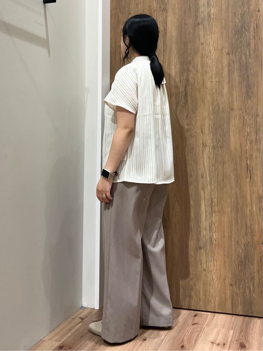 Reinaさんの「grove｜【人間工学】つつまれフィットパンプス【入卒対応可】」を使ったコーディネート
