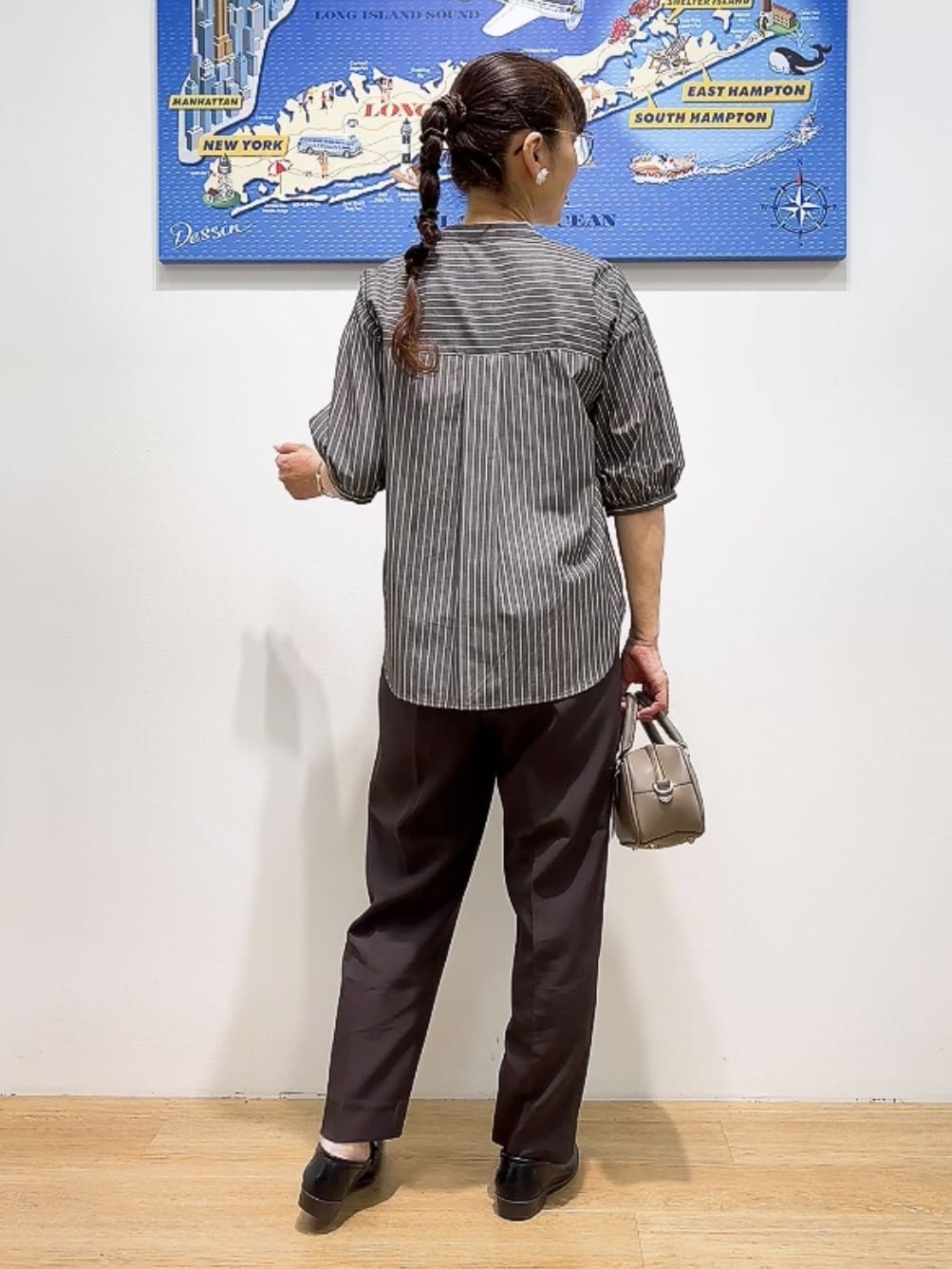 Yasucoさんの「Dessin｜【洗える】フリルバンドカラー五分袖ブラウス」を使ったコーディネート