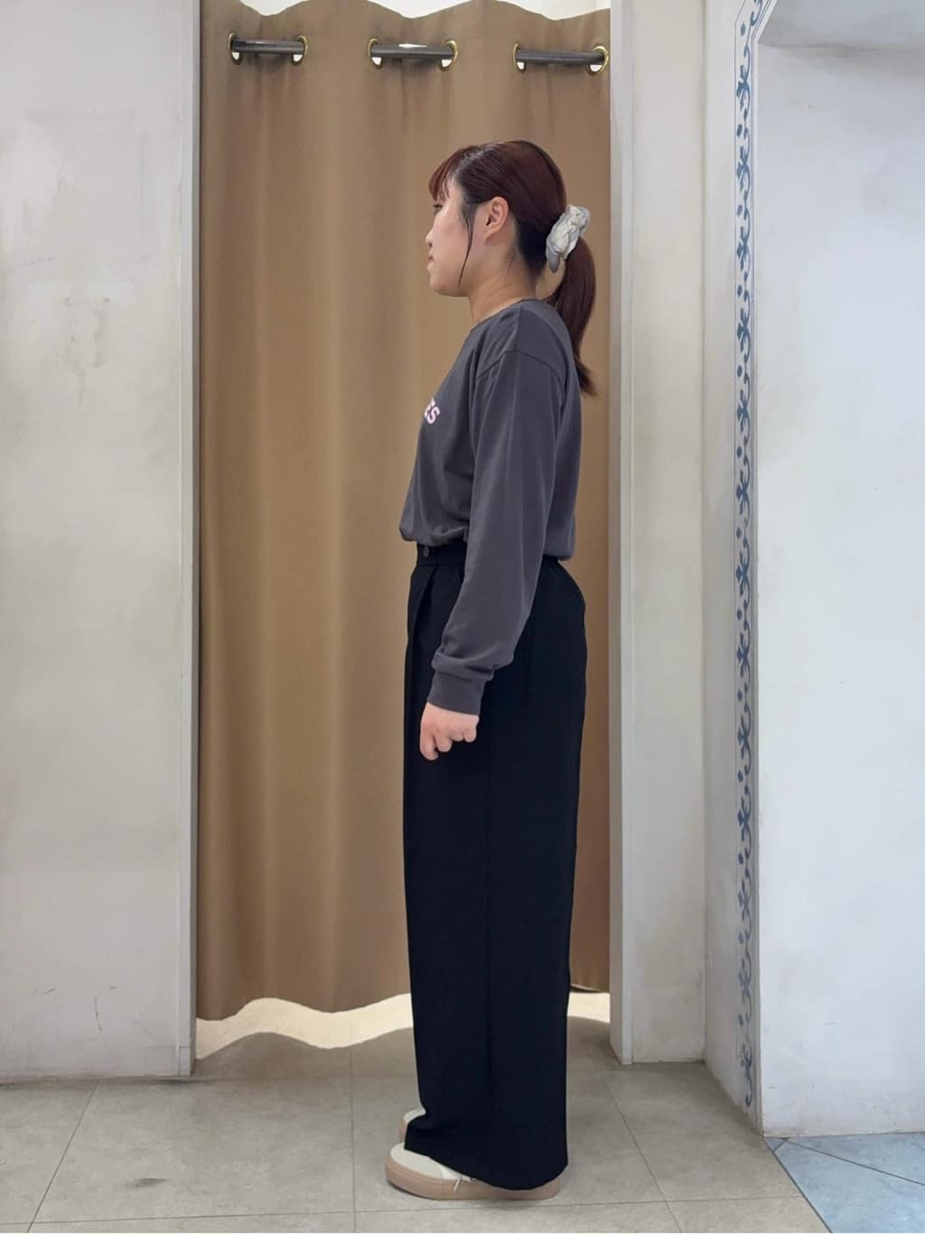 SO(R)Aさんの「SHOO･LA･RUE｜グラフィックアソート ベーシックロンT」を使ったコーディネート