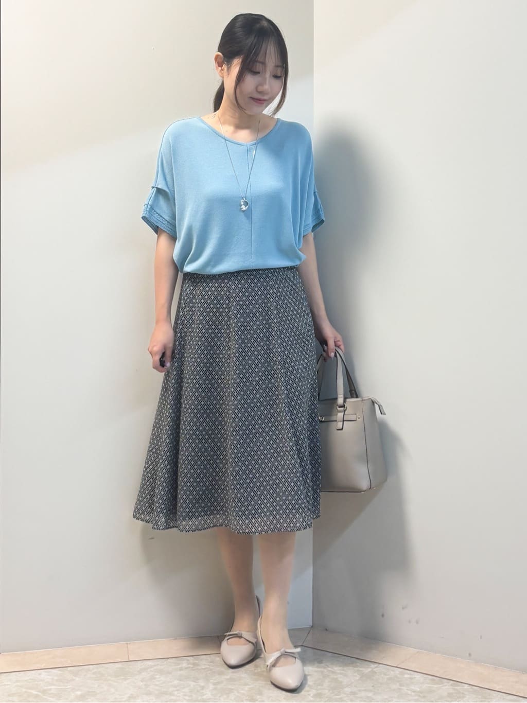 Sawaさんの「Reflect｜【選べる7色◎／手洗い可／二の腕カバー】半袖ニット」を使ったコーディネート