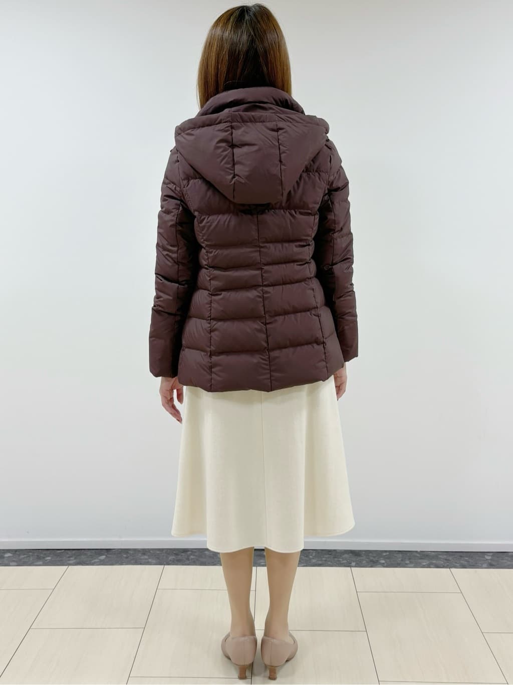 Annaさんの「COUP DE CHANCE｜【FP800保温性◎／抗菌防臭／手洗い可】ミドル丈ダウンコート」を使ったコーディネート