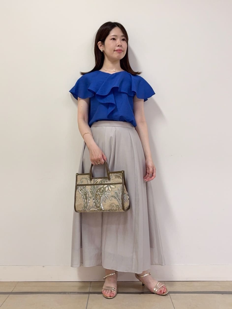 asamiさんの「UNTITLED｜【きれいめ/洗える/フリル】ラッフルシアーブラウス」を使ったコーディネート