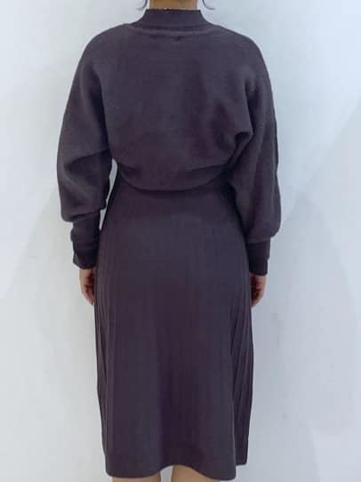 manaさんの「OPAQUE.CLIP｜ラメフェザープルオーバーセット ニットワンピース【洗濯機OK】《XS～LL》」を使ったコーディネート