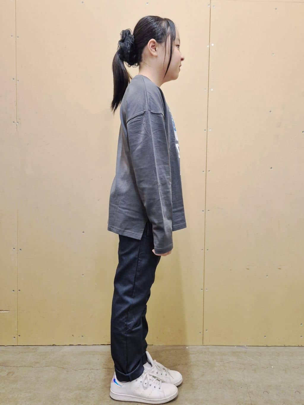 ひさえさんの「THE SHOP TK｜【110－160／6色展開】コットン長袖Ｔシャツ/洗濯機OK」を使ったコーディネート