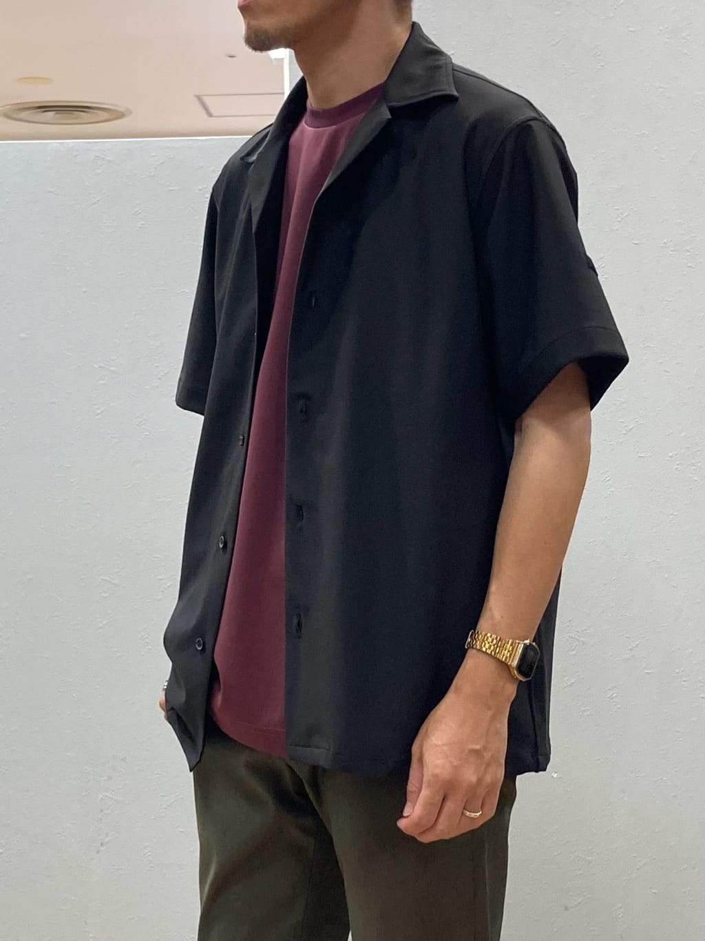 シュンさんの「TAKEO KIKUCHI｜【COOL CITY WEAR】エアートール オープンカラーシャツ /接触冷感・通気性」を使ったコーディネート