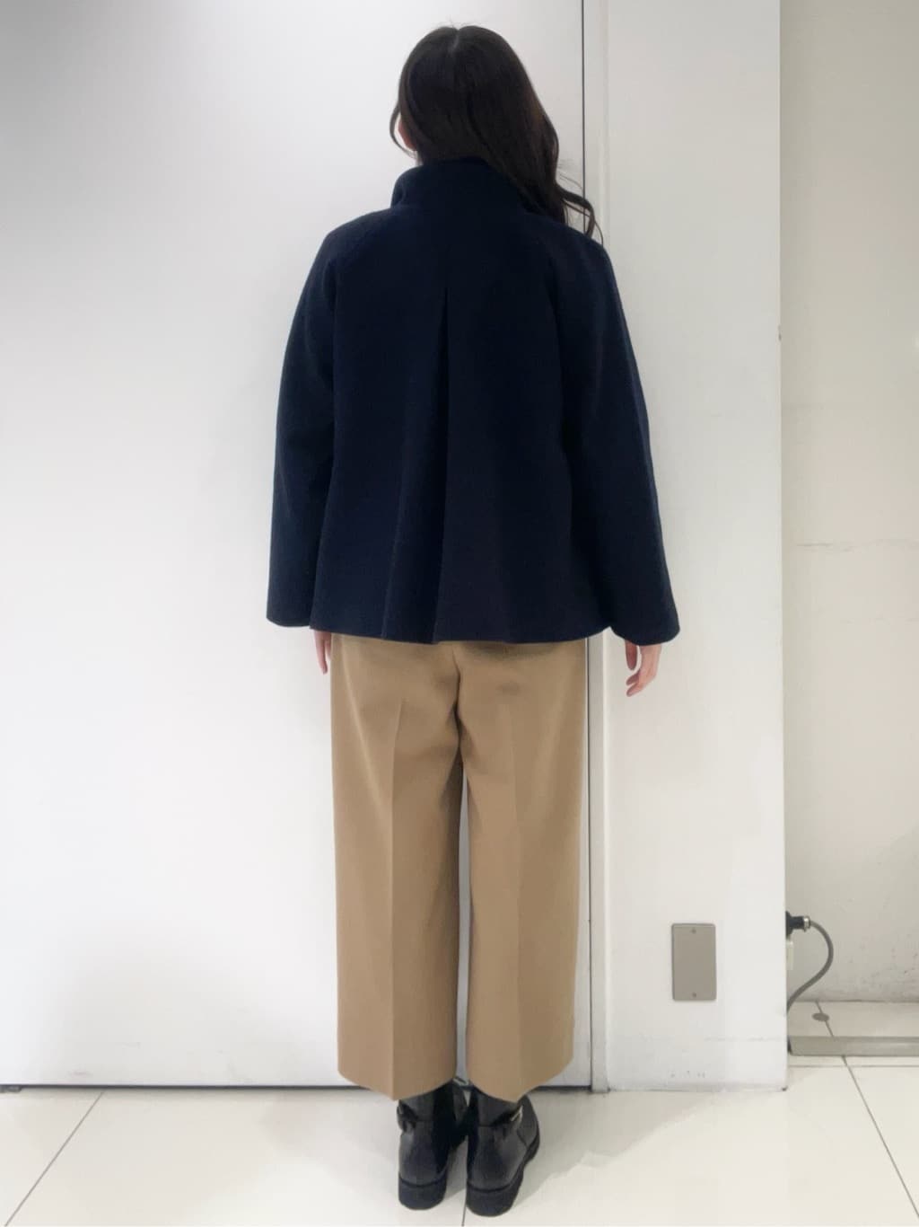 moeさんの「UNTITLED｜【着回しが効く／オンオフアウター】ウールショートコート」を使ったコーディネート