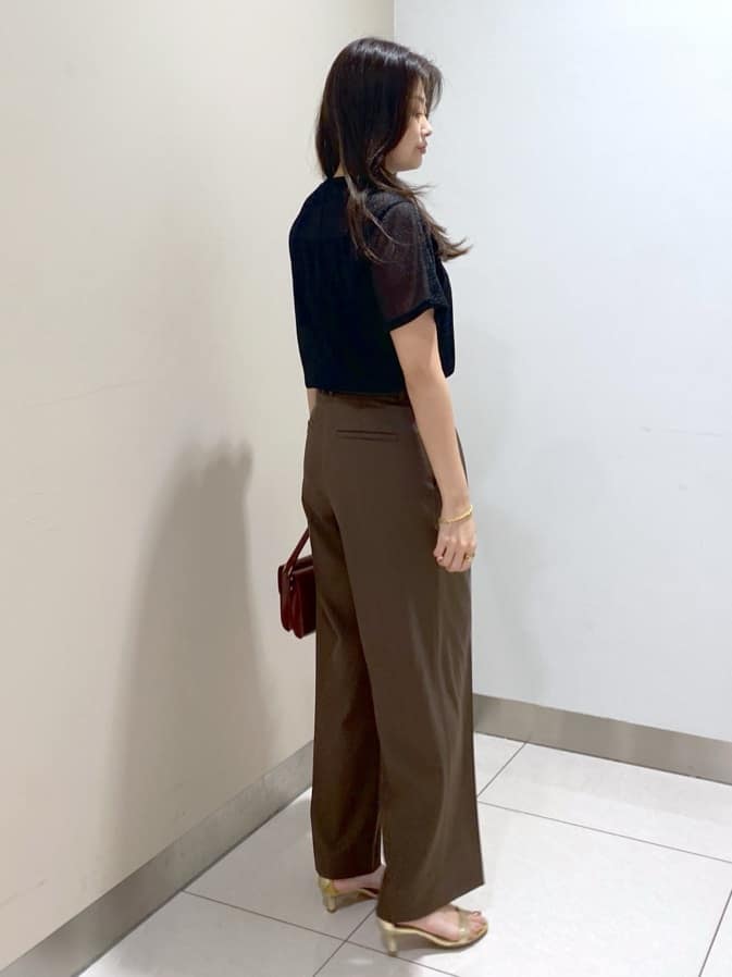 kanaさんの「UNTITLED｜【洗える】ラメシアーTシャツ」を使ったコーディネート
