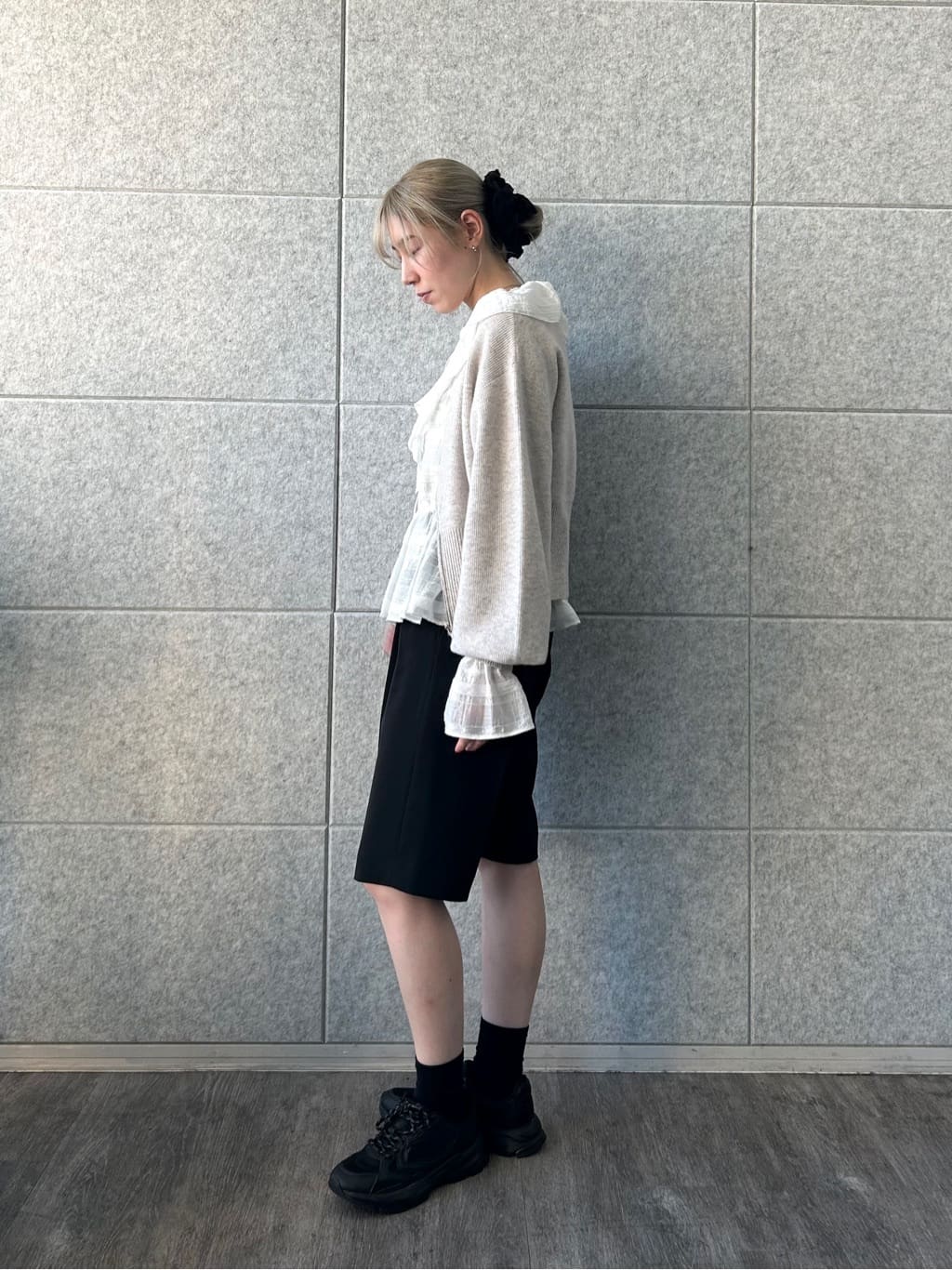honoka Aさんの「CODE A｜zip form cardigan」を使ったコーディネート