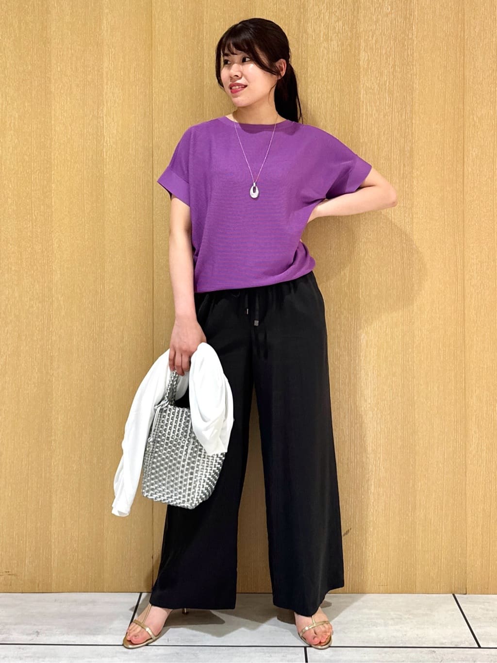 nanaさんの「UNTITLED｜マーブルドロップネックレス」を使ったコーディネート
