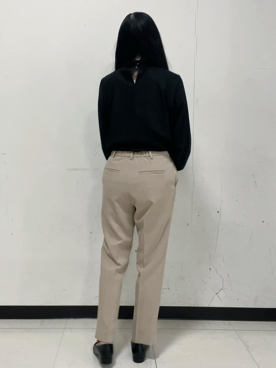 Hitomiさんの「index｜シャーリングハイネックブラウス【洗濯機OK】」を使ったコーディネート