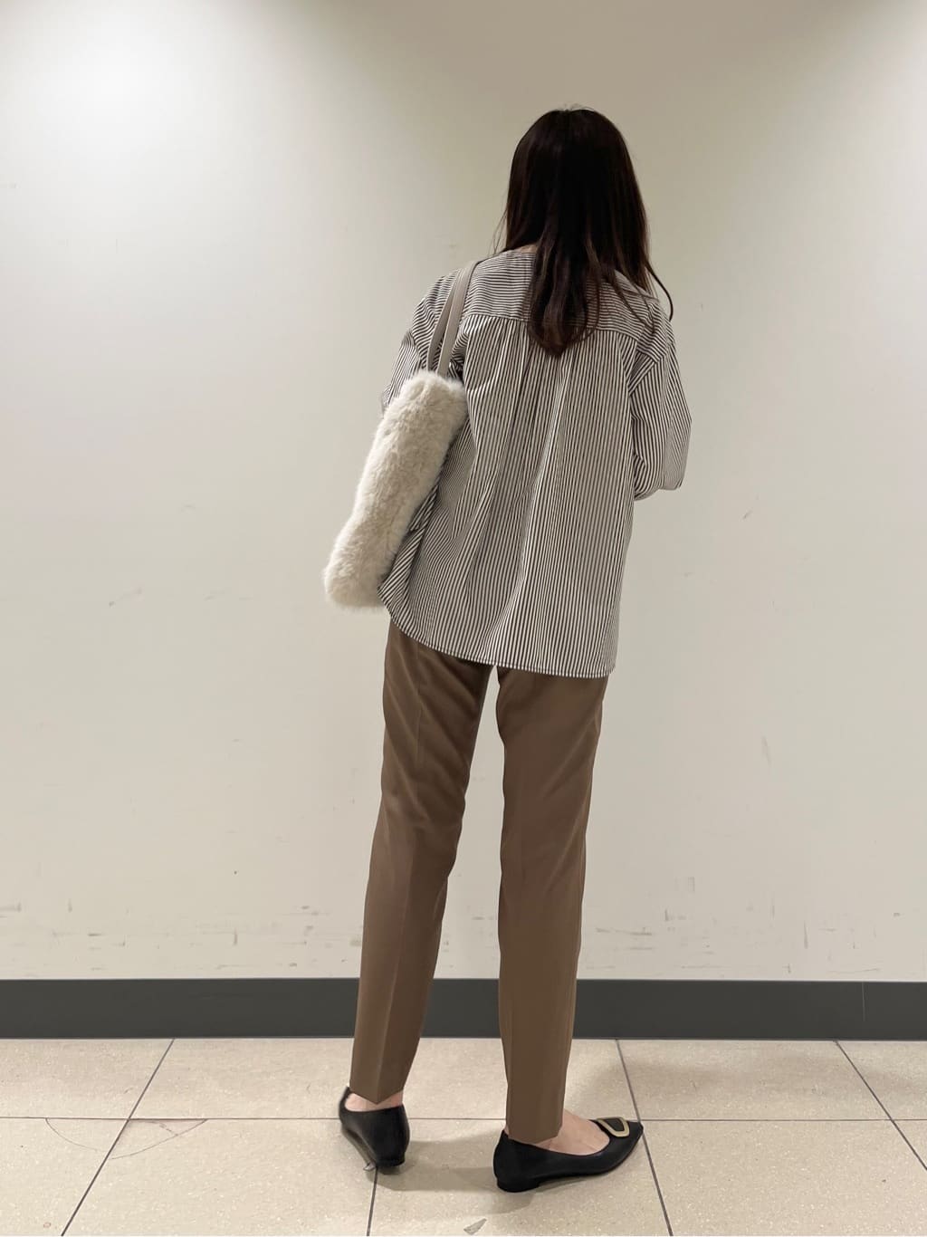 shokoさんの「INDIVI｜【褒められパンツ/ウール混】スティックパンツ」を使ったコーディネート
