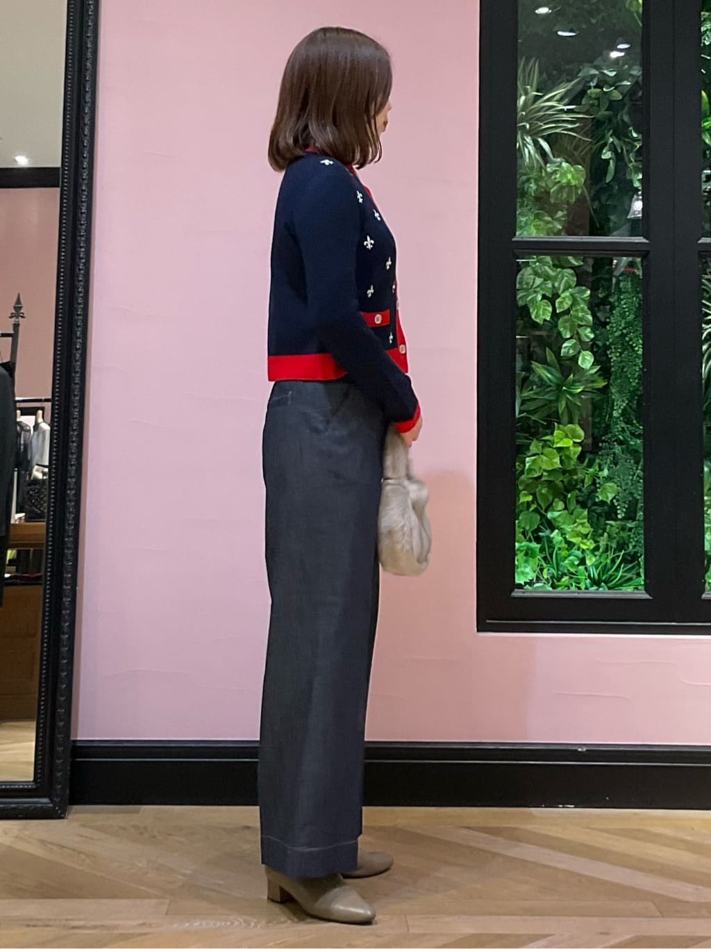 maruさんの「DRESSTERIOR｜◆リリィクレストカーディガン」を使ったコーディネート