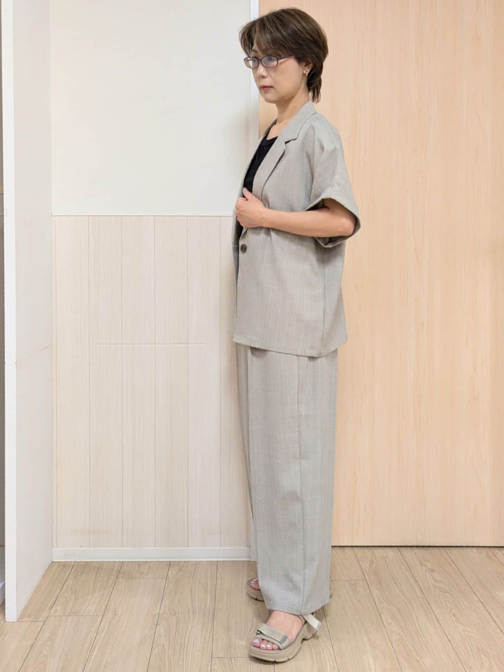 YuAさんの「SHOO･LA･RUE｜◆【高レビュー】スポーティで上品 大人のためのテープスポサン」を使ったコーディネート