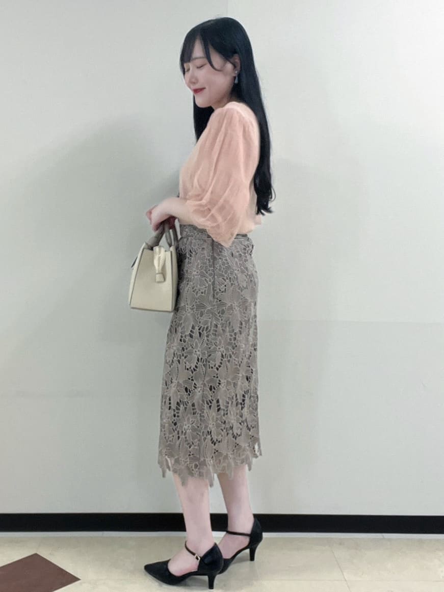 Hitomiさんの「index｜《5色展開》マジョリカプリーツスリーブニット【洗濯機洗い可】」を使ったコーディネート