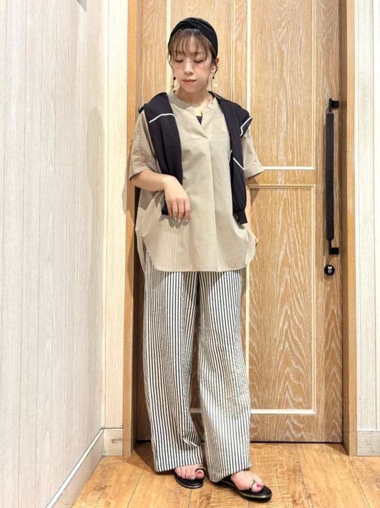 meiさんの「SHOO･LA･RUE｜ニュアンスデザインがこなれ見え 刺繍デザイン シアーカーディガン」を使ったコーディネート