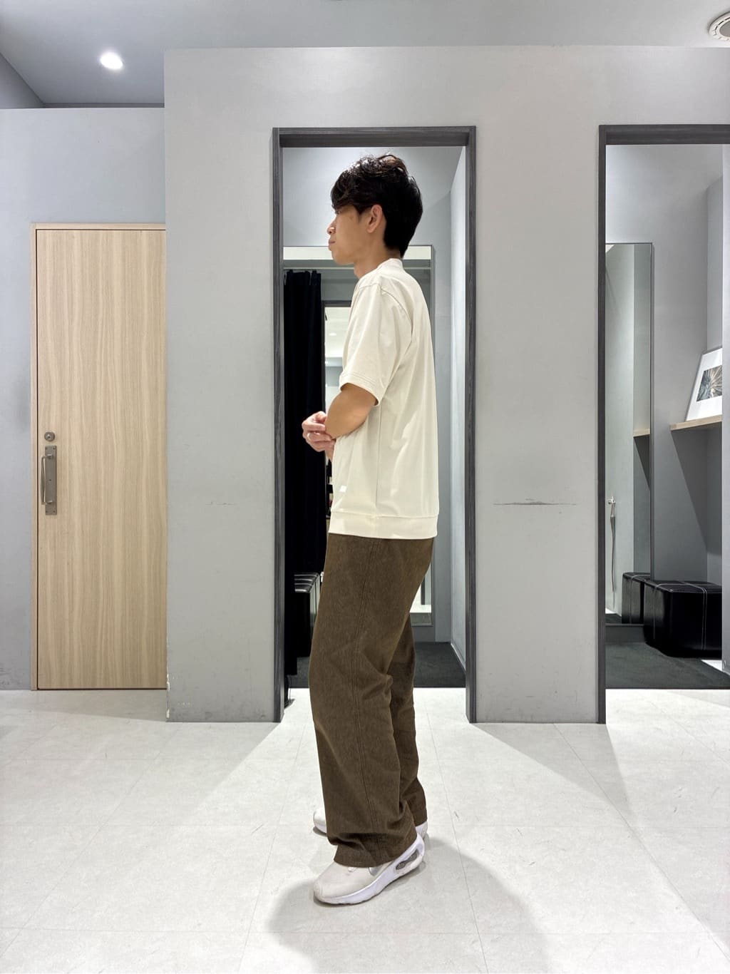 わいずみさんの「TAKEO KIKUCHI｜【COOL CITY WEAR】エアートール オープンカラーシャツ /接触冷感・通気性」を使ったコーディネート