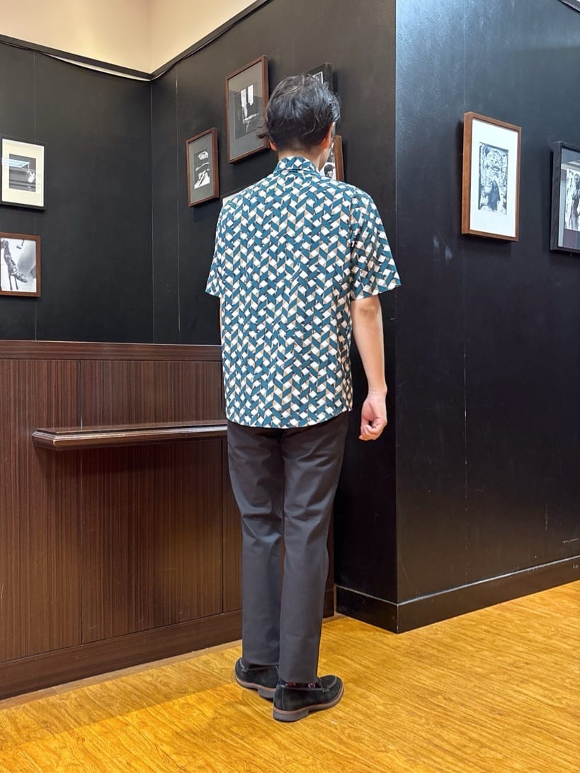 KEIさんの「TAKEO KIKUCHI｜【3D ナイロン ストレッチ】ジップアップ フードブルゾン」を使ったコーディネート