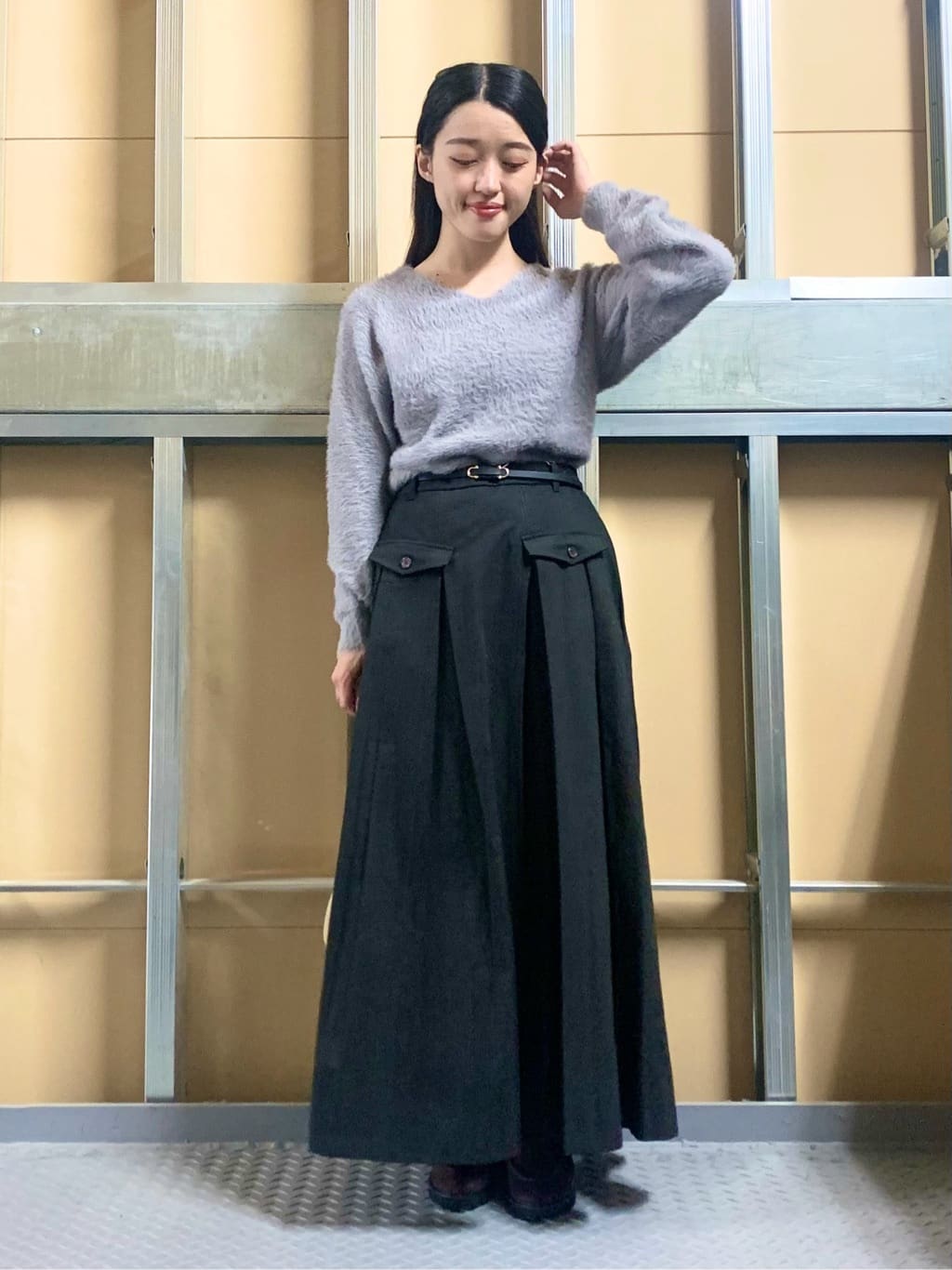 sahoさんの「THE SHOP TK｜【華やかで柔らか】ふわふわフェザーニット/洗える・前後2WAY」を使ったコーディネート