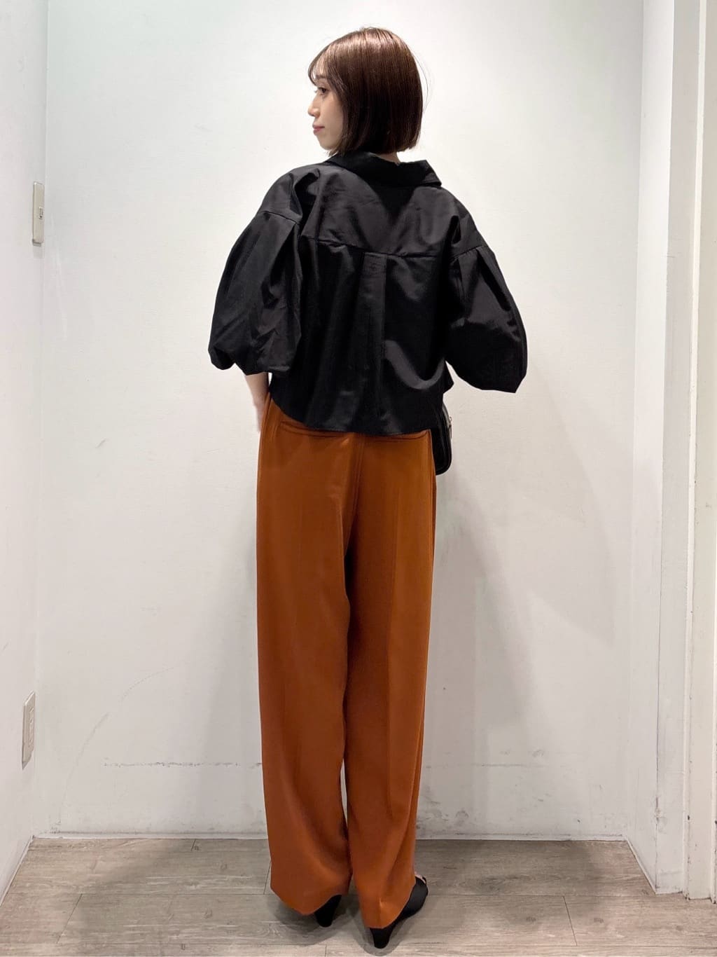 ぶまりんさんの「OPAQUE.CLIP｜バルーンスリーブシャツ【洗濯機洗い可】」を使ったコーディネート