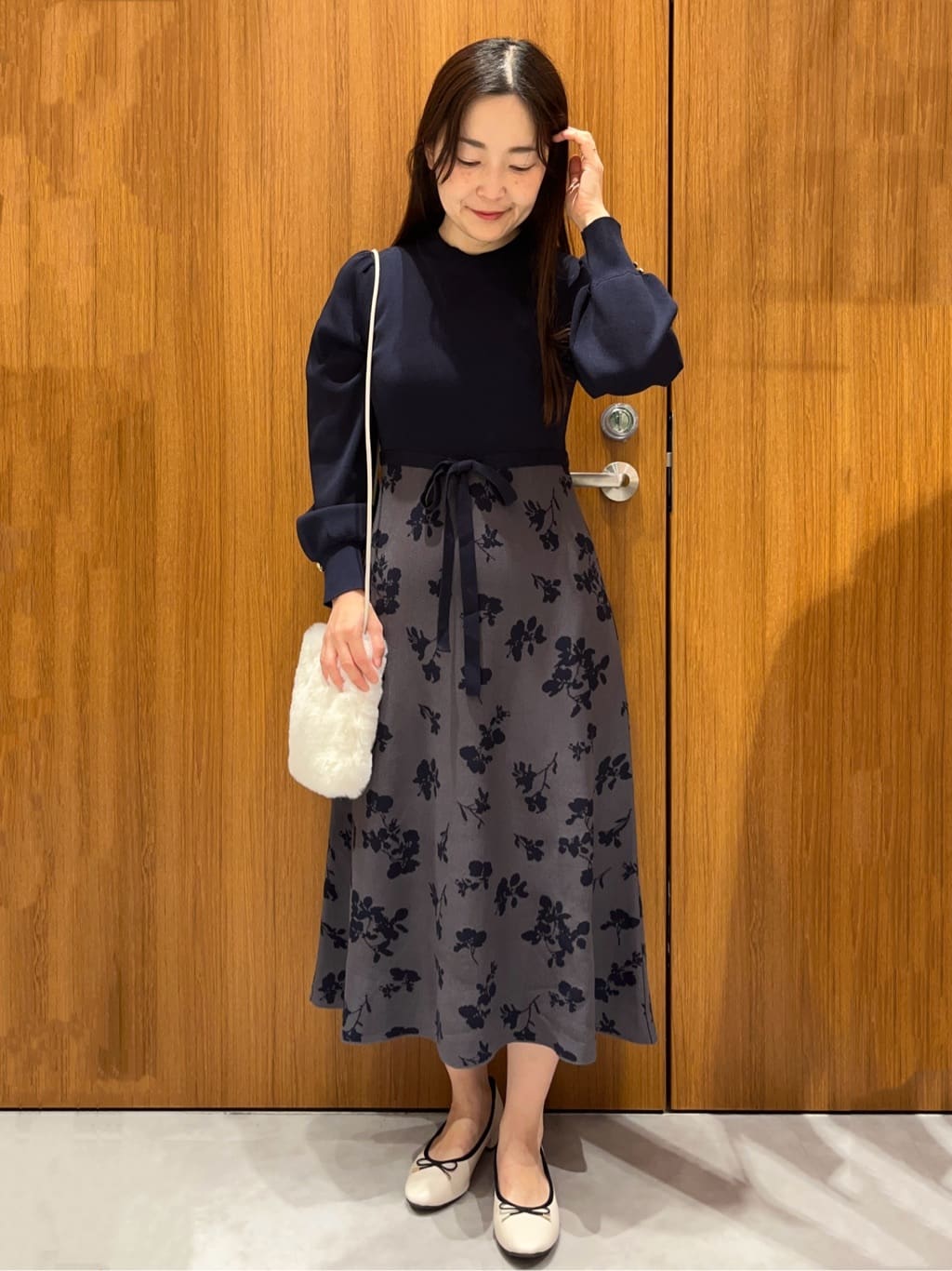 アスカさんの「index｜ビジュー付きフェイクファーティペット」を使ったコーディネート