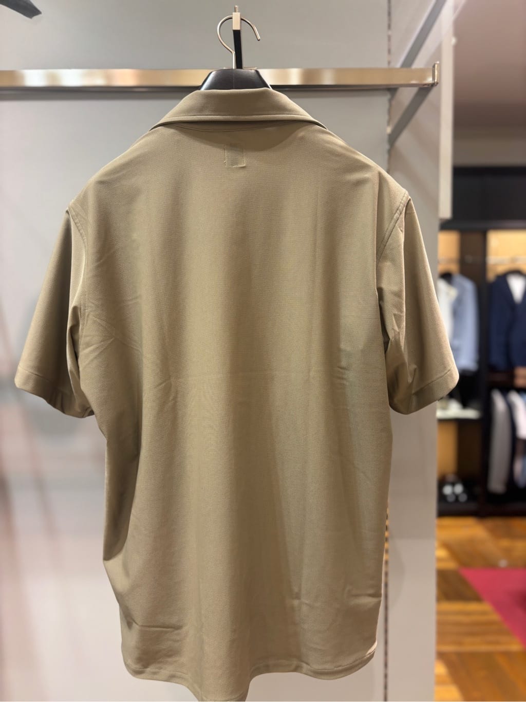 ヒナさんの「TAKEO KIKUCHI｜【COOL CITY WEAR】エアートール オープンカラーシャツ /接触冷感・通気性」を使ったコーディネート