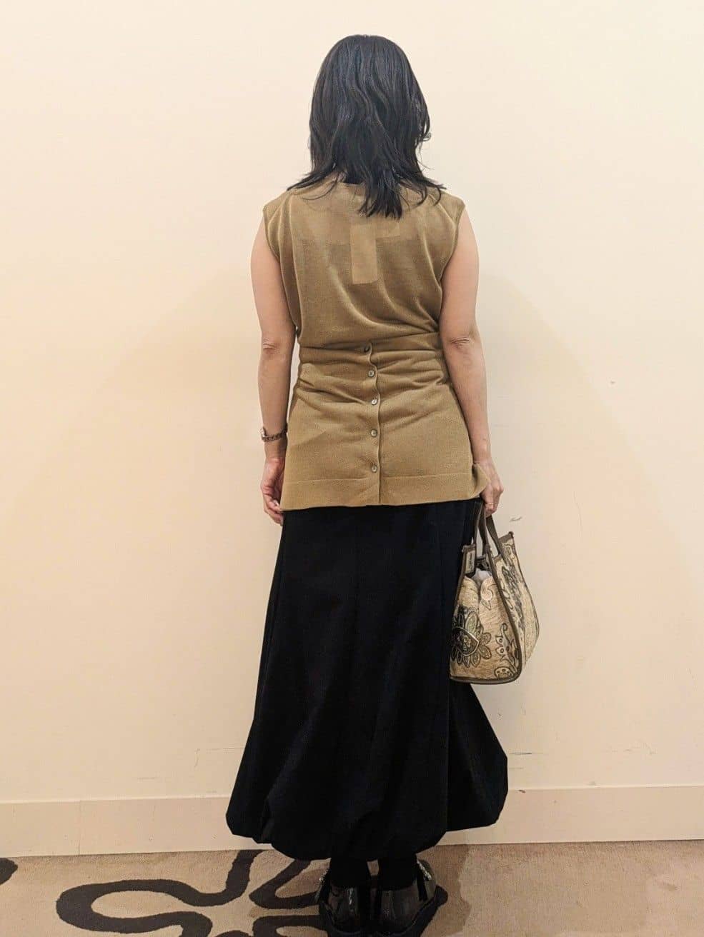 laverさんの「UNTITLED｜【アンサンブル可/洗える】シアーノースリーブ プルオーバー」を使ったコーディネート