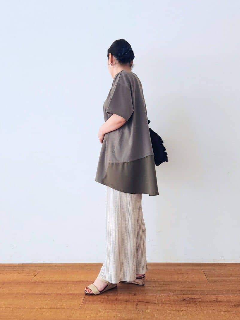 くまさんの「SHOO･LA･RUE｜【S-LL/UV/吸水速乾】きれいに体型カバー Aライン チュニックワンピース」を使ったコーディネート