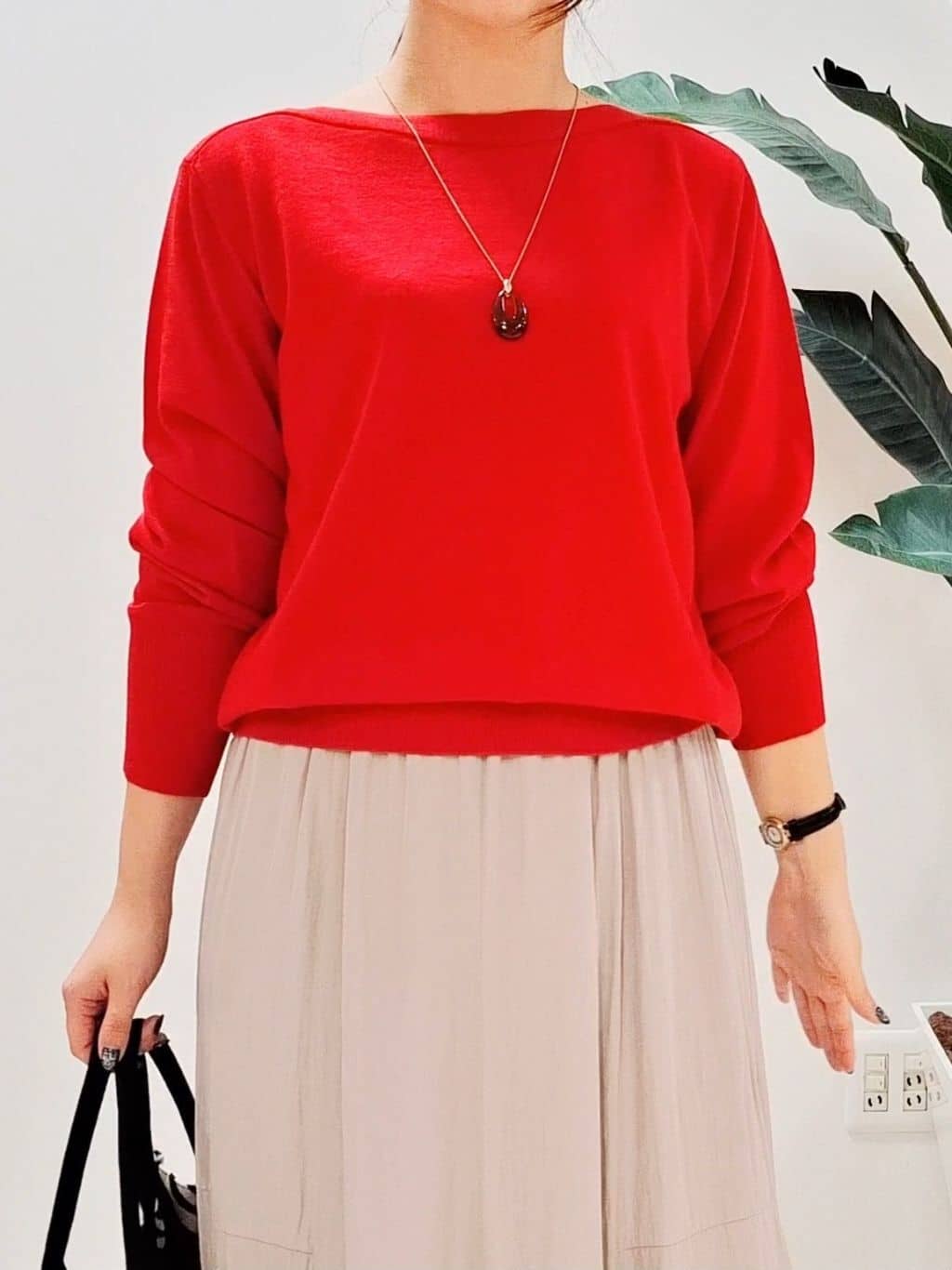 YuKaRiさんの「UNTITLED｜【アンサンブル可/洗える】シルクウールカシミヤ ドルマンスリーブニット」を使ったコーディネート