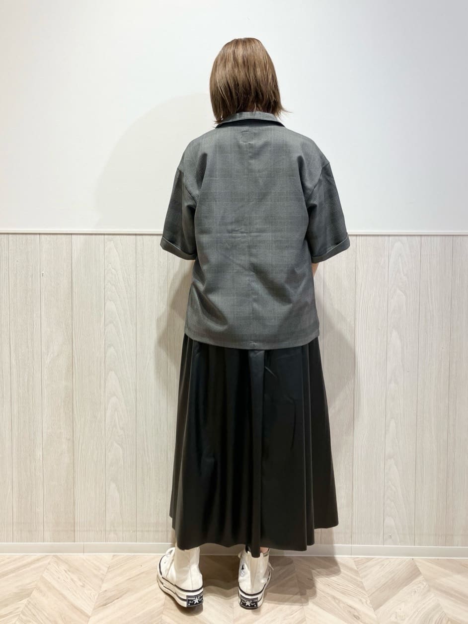 shokoさんの「SHOO･LA･RUE｜【セットアップ可/洗濯後しわになりにくい】5分袖テーラードジャケット」を使ったコーディネート