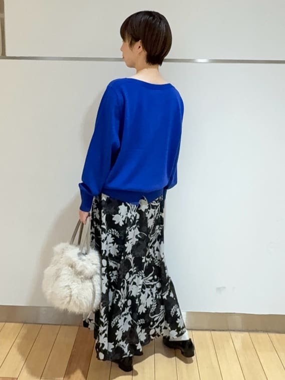 あやさんの「UNTITLED｜【アンサンブル可/洗える】シルクウールカシミヤ ドルマンスリーブニット」を使ったコーディネート