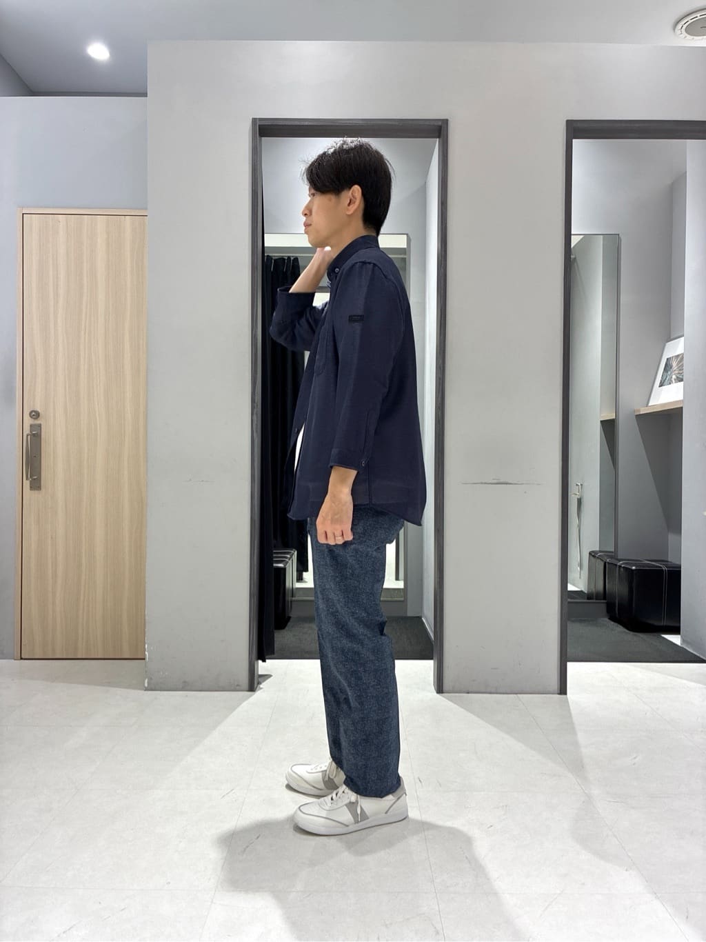 わいずみさんの「TAKEO KIKUCHI｜【抗菌防臭／5サイズ展開】ハイゲージポンチ Tシャツ」を使ったコーディネート