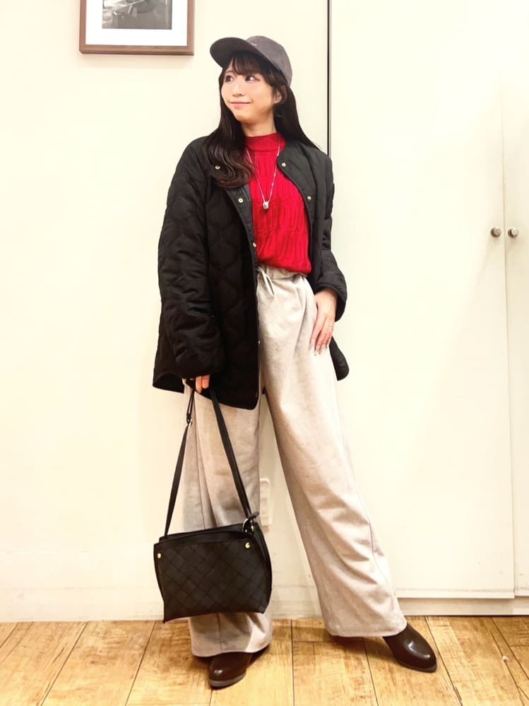 AIRIさんの「SHOO･LA･RUE｜【洗濯機可／毛玉レス】シンプルケーブル柄ニット」を使ったコーディネート