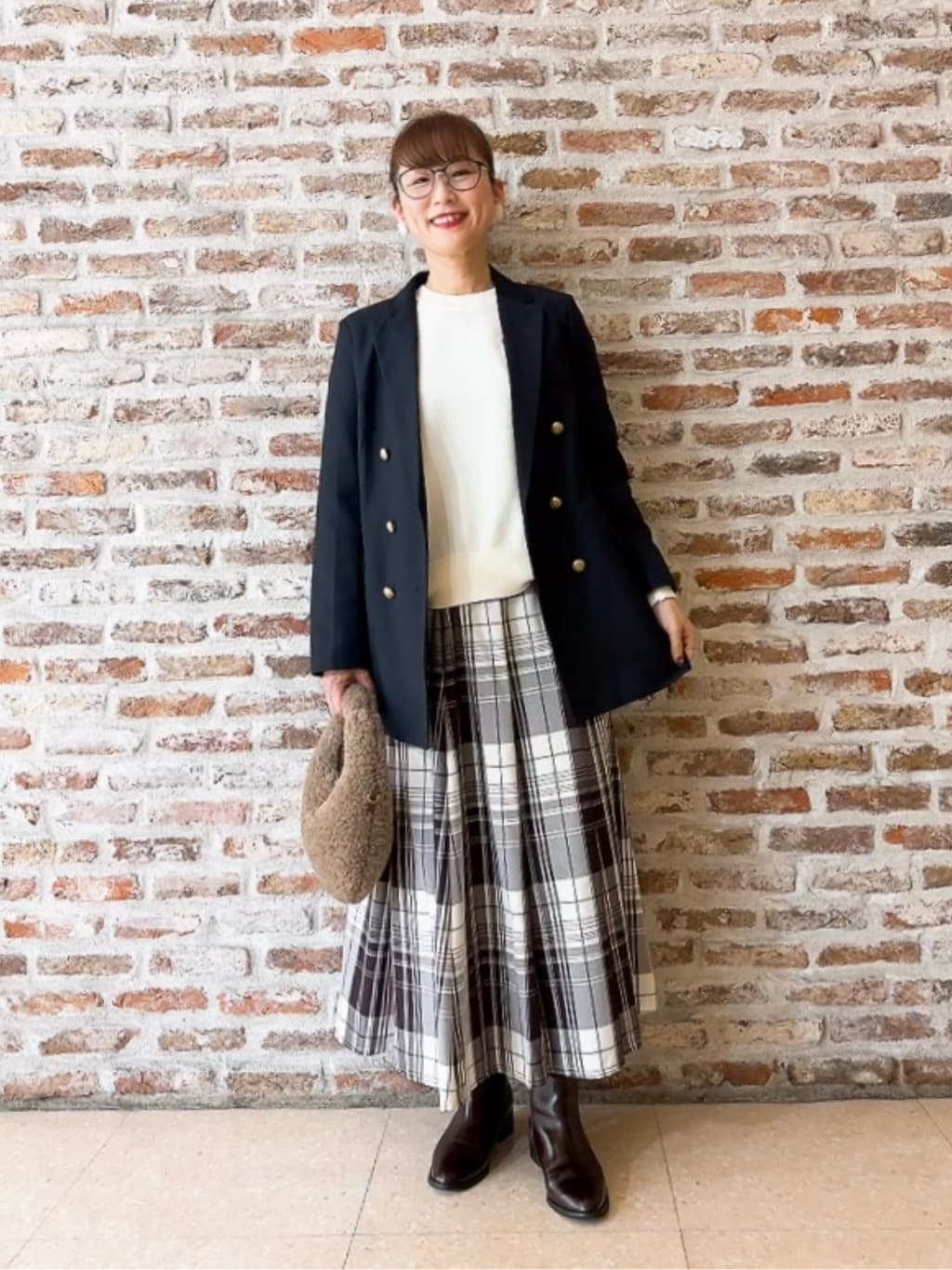 Yasucoさんの「Dessin｜【洗える】Dサガラ刺繍ワッペン付きニット」を使ったコーディネート