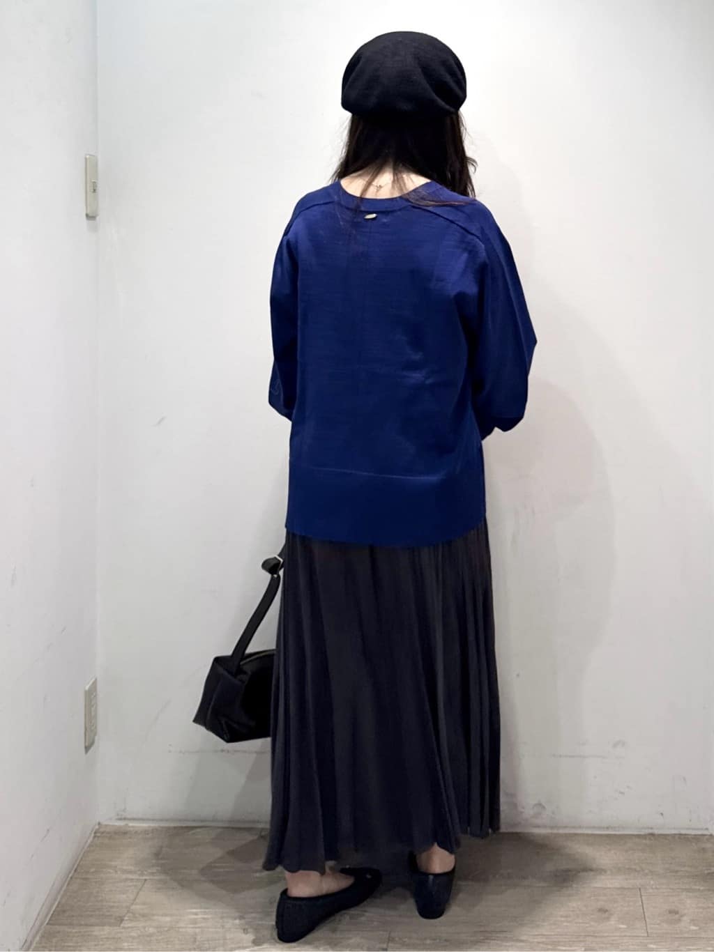 yuicciさんの「OPAQUE.CLIP｜リラクシーVネックニット【洗濯機洗OK】《6col》」を使ったコーディネート