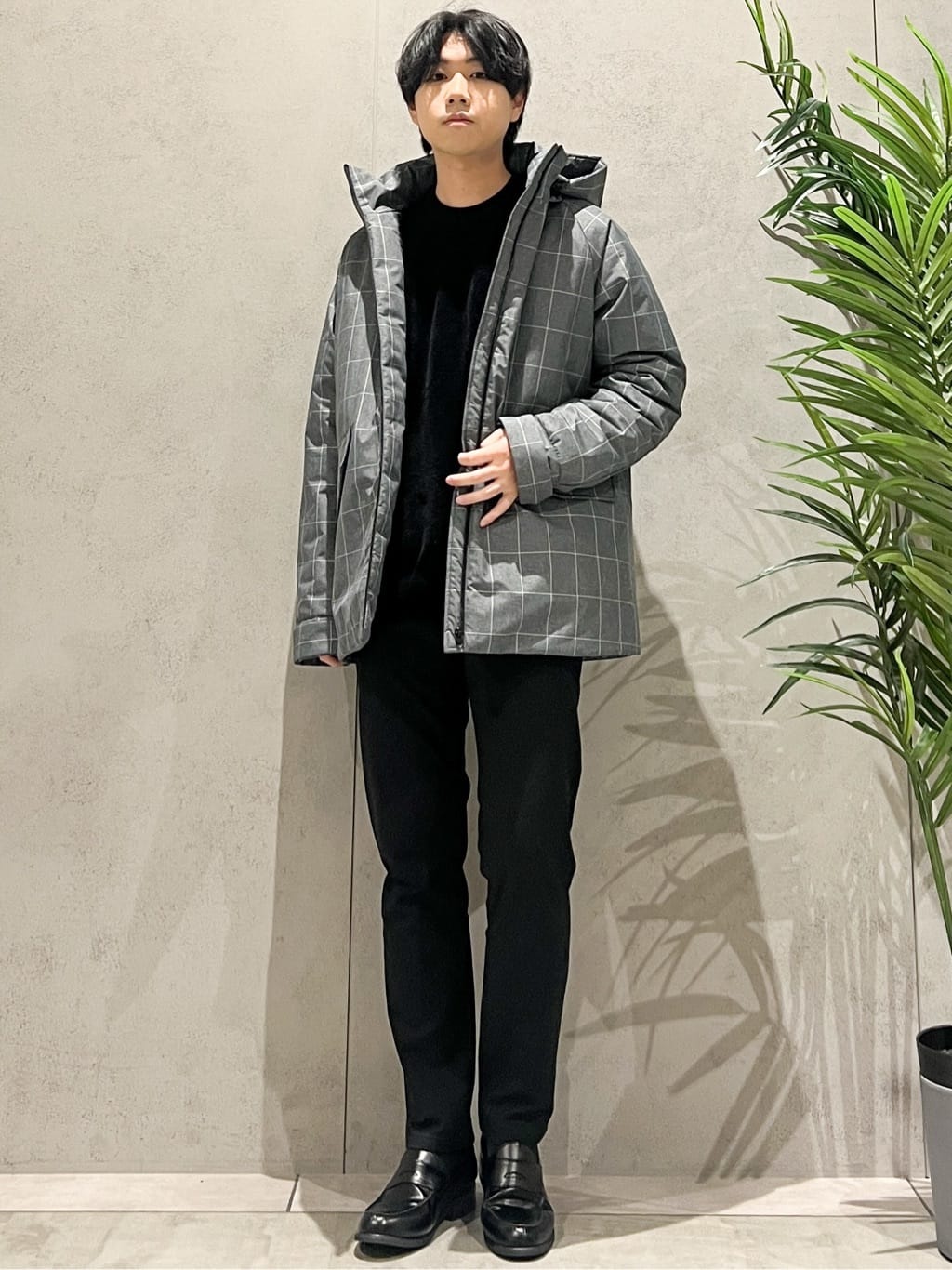 SHI-MAさんの「THE SHOP TK｜【軽くて、暖かい】SORONA／ソロナ 中綿ブルゾン 防風/軽量/洗濯機OK/フード脱着可」を使ったコーディネート