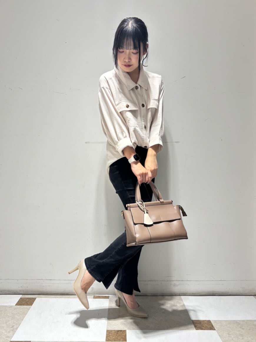 せらら⭐️さんの「ESPERANZA｜◆【晴雨兼用/12時間パンプス】約8.5cm　歩きやすくて疲れにくい」を使ったコーディネート