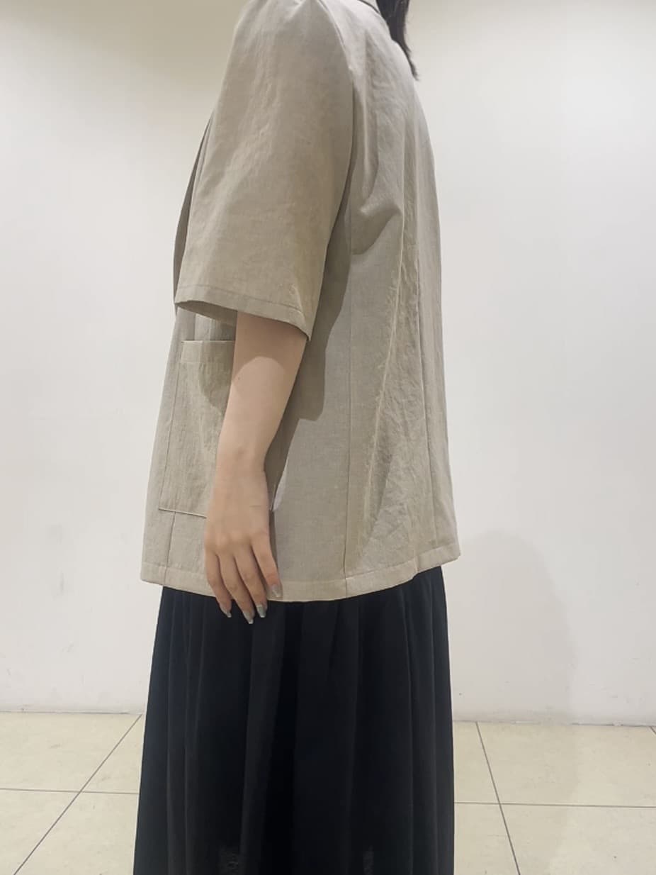 watanabeさんの「UNTITLED｜【吸水速乾/洗える】ハーフスリーブジャケット」を使ったコーディネート