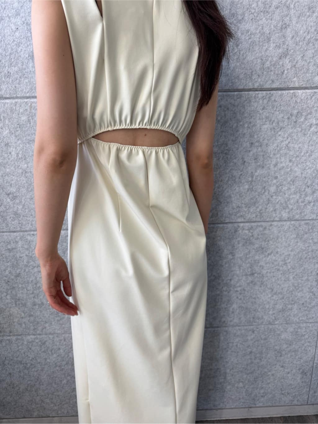 uchi__yamaさんの「CODE A｜slit jersey dress」を使ったコーディネート