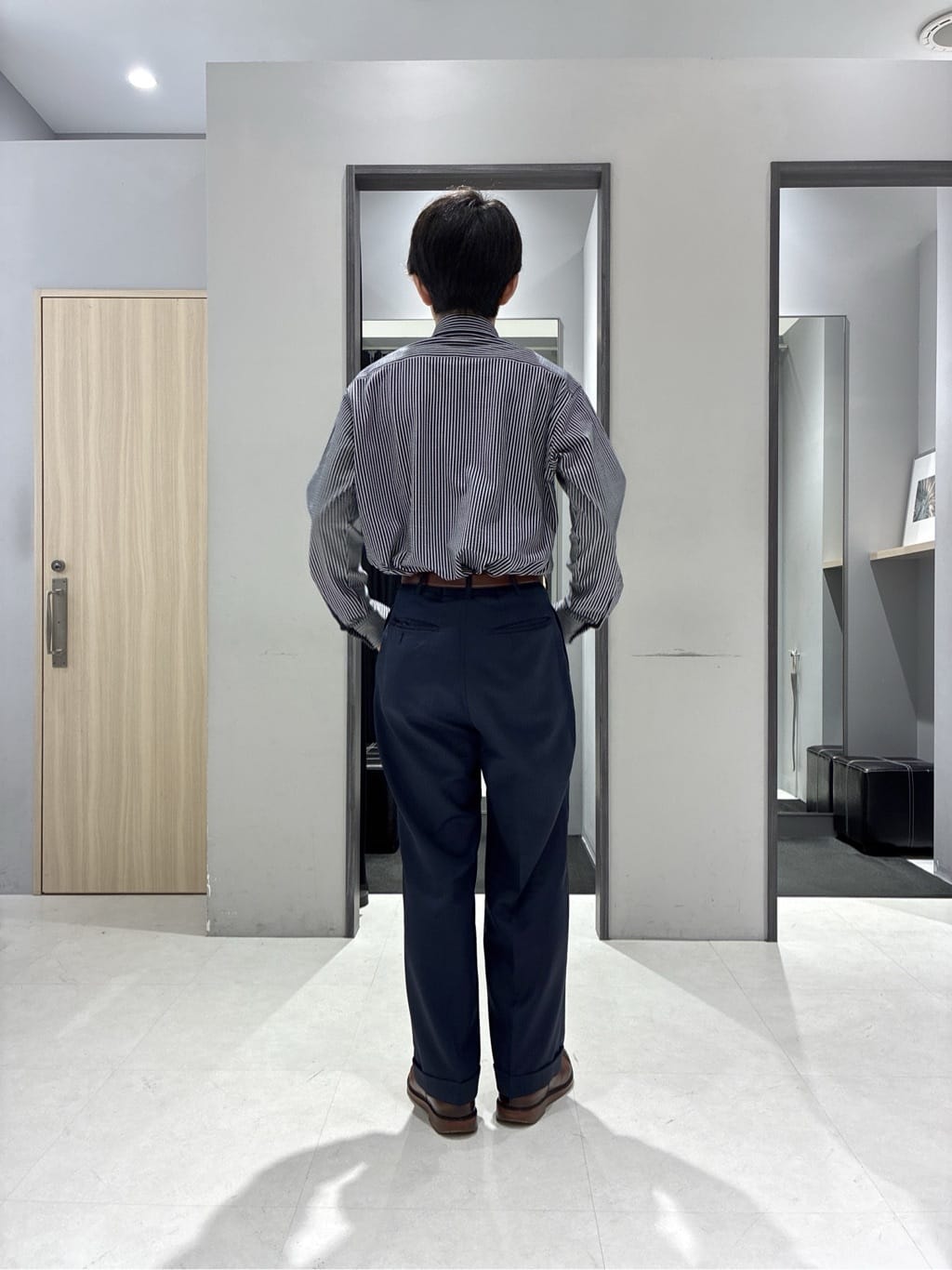 わいずみさんの「TAKEO KIKUCHI｜【尾州織】ショールカラー カーディガン」を使ったコーディネート