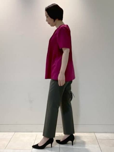 フミさんの「Reflect｜【すっきり見え！長め丈】ピンタックデザインチュニックブラウス」を使ったコーディネート