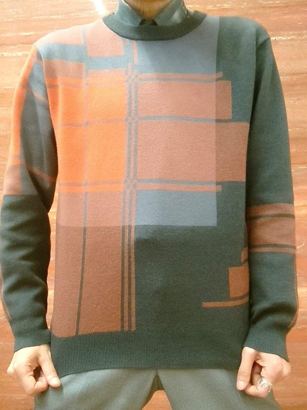 かしげるさんの「TAKEO KIKUCHI｜ランダム チェック ジャカード ニット」を使ったコーディネート