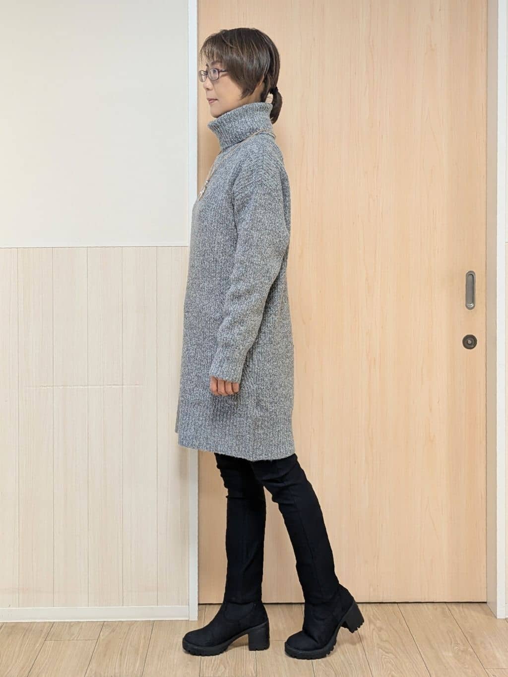 YuAさんの「SHOO･LA･RUE｜【洗濯機可/S-LL/体型カバー】女性らしい美シルエット チュニックニットワンピース」を使ったコーディネート